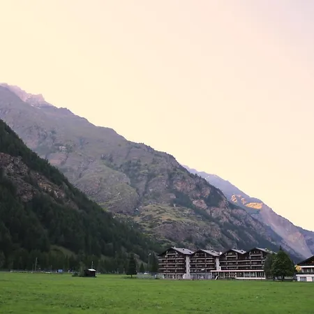 Casa Cervino 45 * Täsch